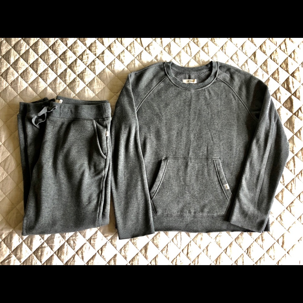 UGG sweatshirt & sweatpant set